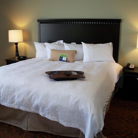 Hampton Inn פקוס חדר תמונה