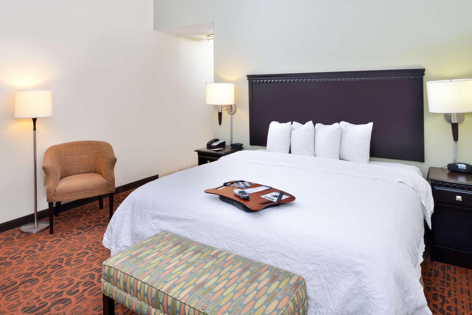 Hampton Inn פקוס מראה חיצוני תמונה