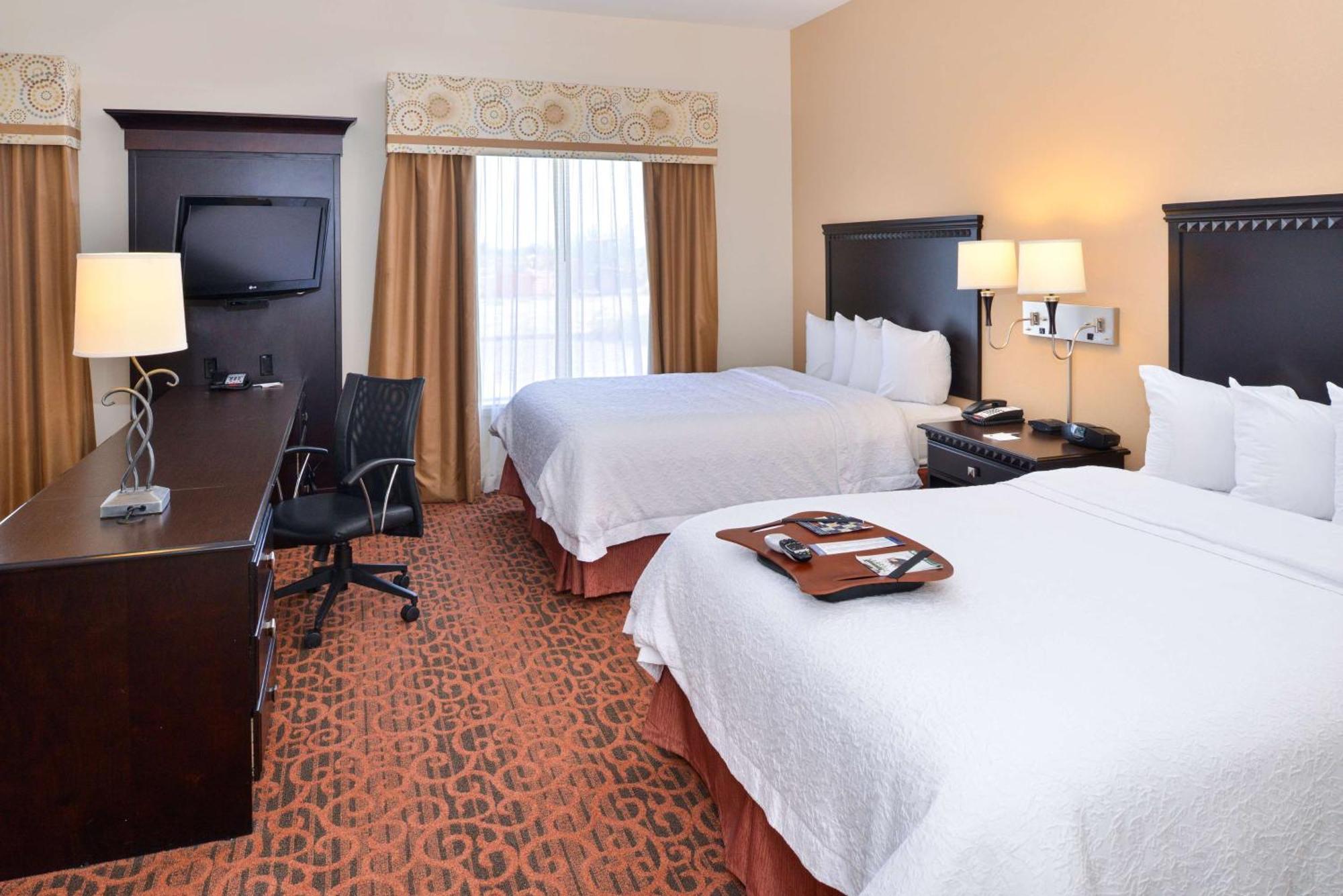Hampton Inn פקוס מראה חיצוני תמונה