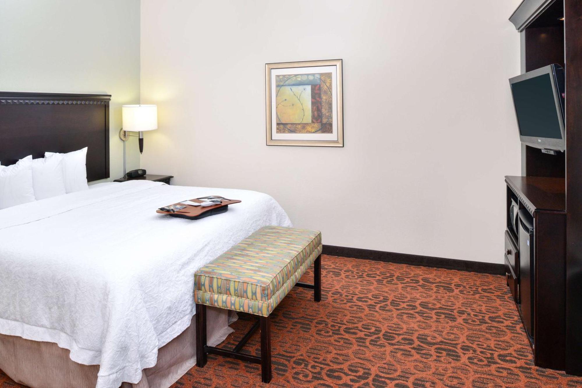Hampton Inn פקוס מראה חיצוני תמונה