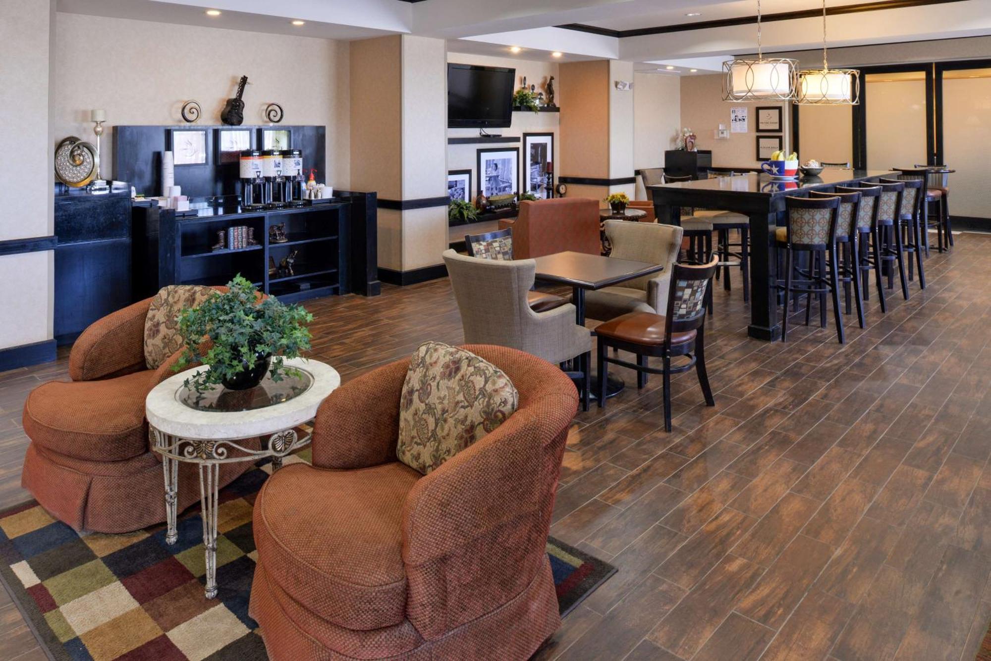 Hampton Inn פקוס מראה חיצוני תמונה