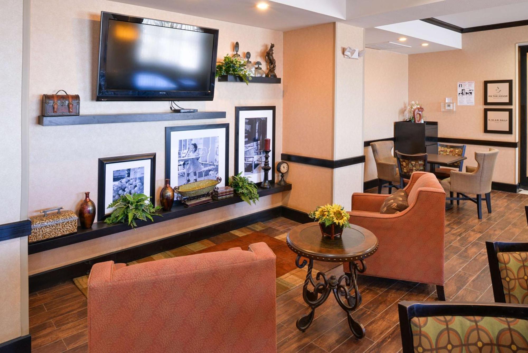 Hampton Inn פקוס מראה חיצוני תמונה