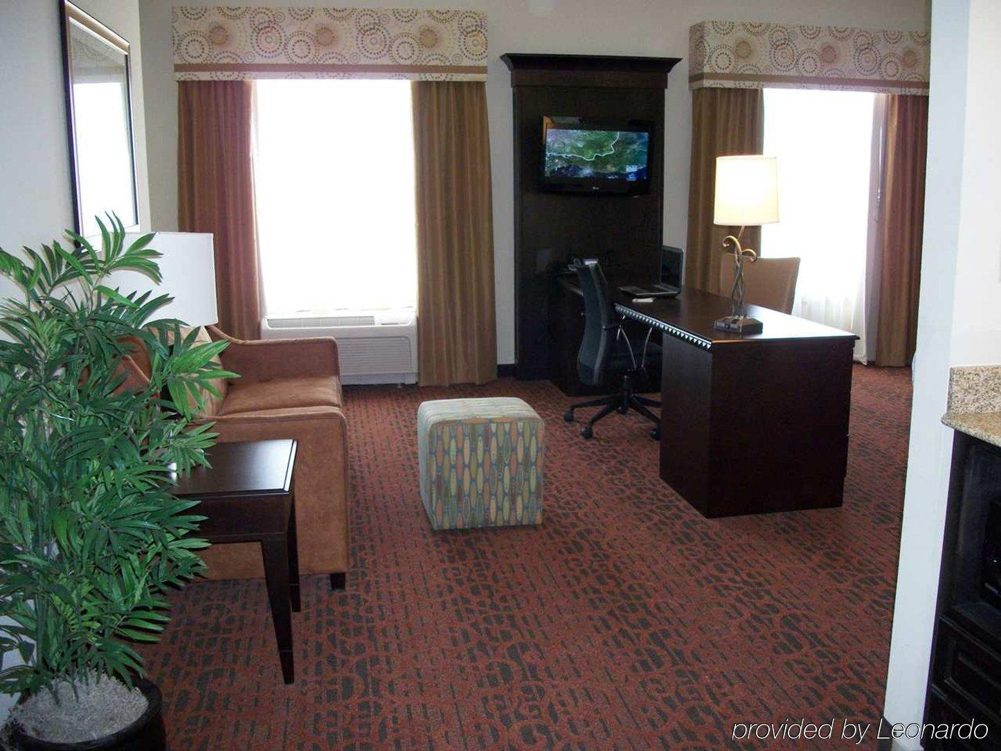 Hampton Inn פקוס חדר תמונה